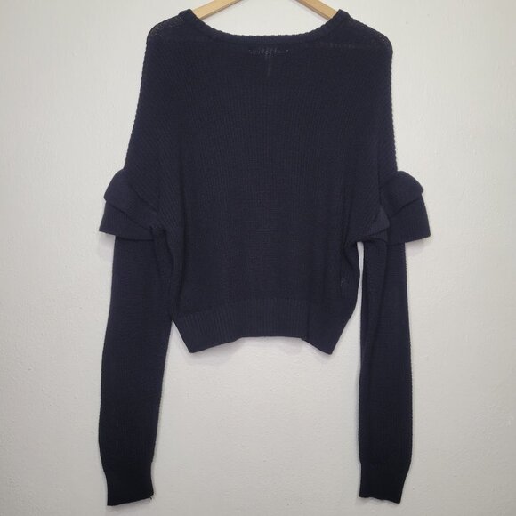 BCBGeneration Ruffle Sleeve Pullover Black Sweater Cropped, Size L - Picture 2 of 6